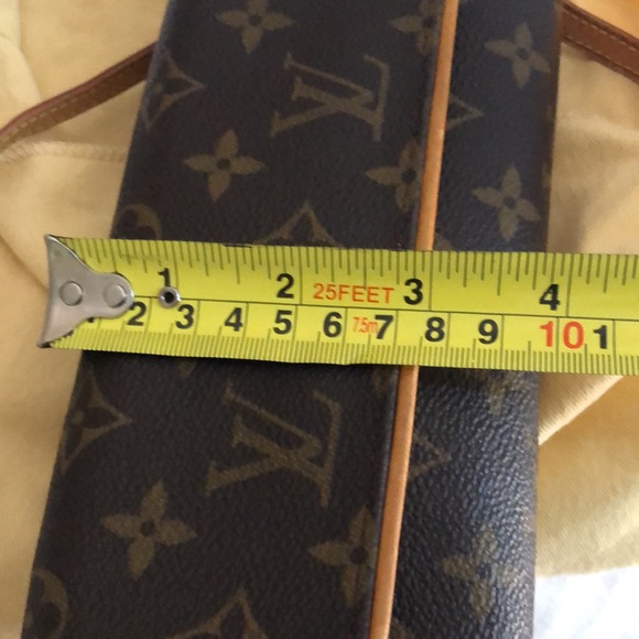 LV POCHETTE PM monogram canvas - Picture 7 of 8